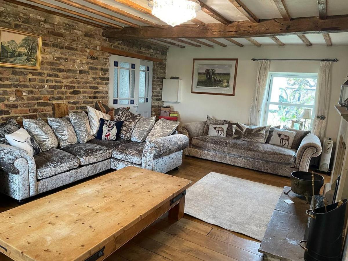 Вилла Meagill Farmhouse Hot Tub Bbq Hut Отли Экстерьер фото